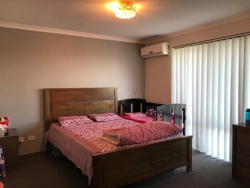 18 Melbourne Loop, Clarkson WA 6030