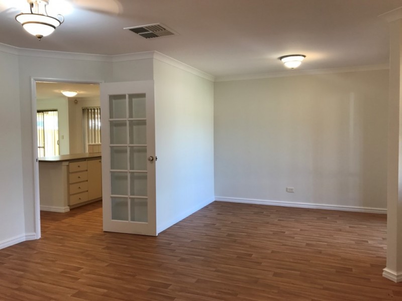 30 Fenchurch Street, Alexander Heights WA 6064