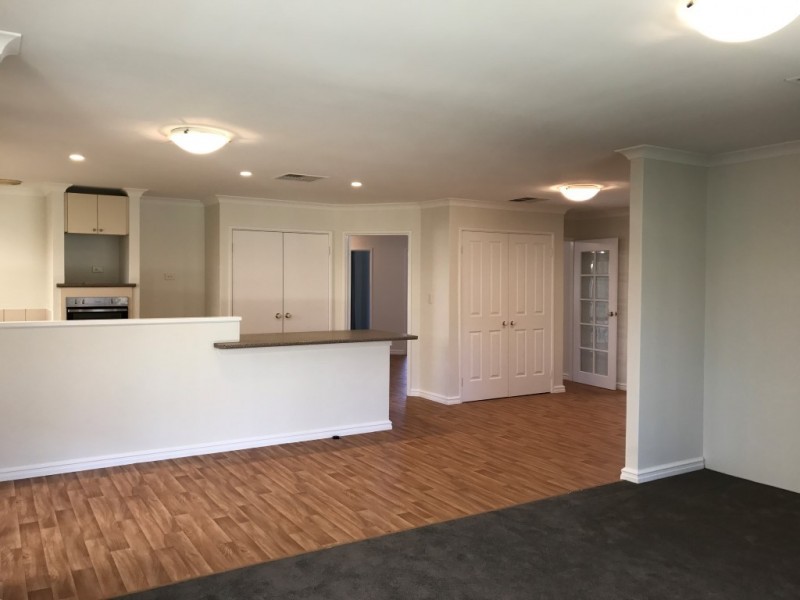 30 Fenchurch Street, Alexander Heights WA 6064