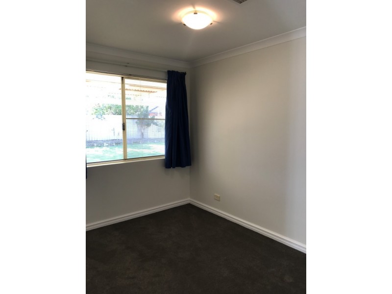 30 Fenchurch Street, Alexander Heights WA 6064