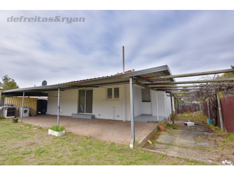 55 Nanovich Avenue, Girrawheen WA 6064