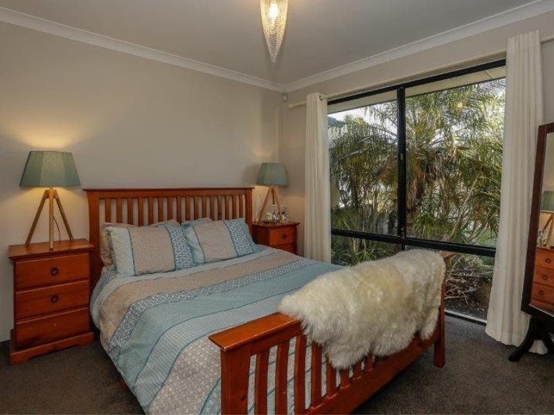 11 The Fairways, The Vines WA 6069