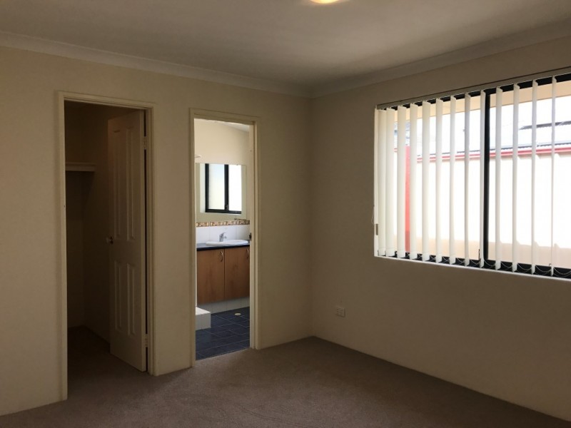 28b Russell Road, Madeley WA 6065