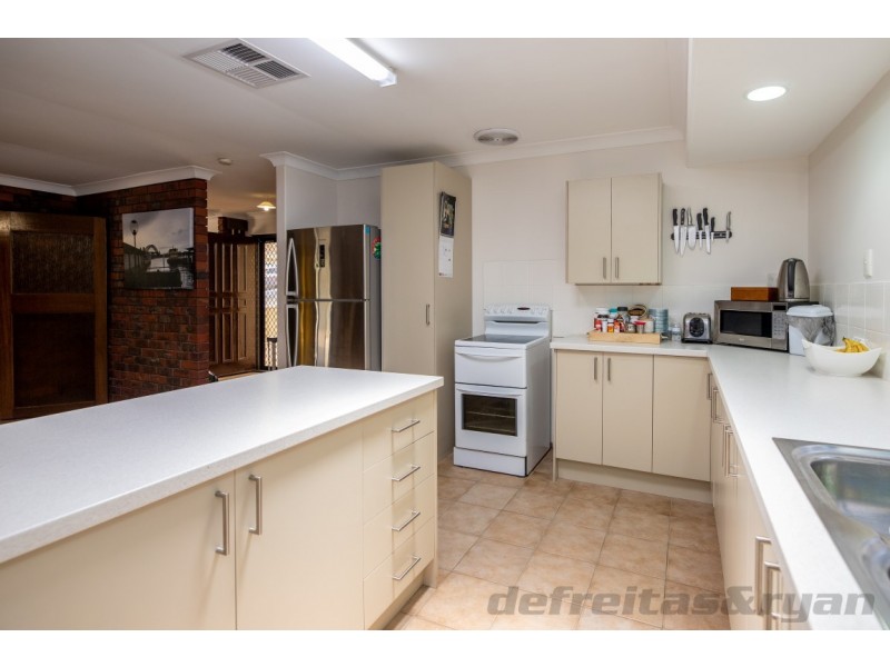 24 Skiff Way, Heathridge WA 6027