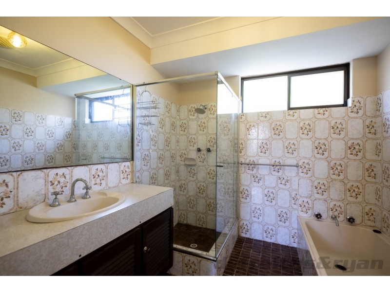 24 Skiff Way, Heathridge WA 6027