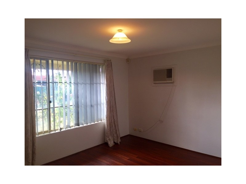 9 Carlsbad Court, Ballajura WA 6066