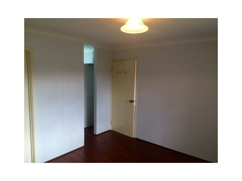 9 Carlsbad Court, Ballajura WA 6066