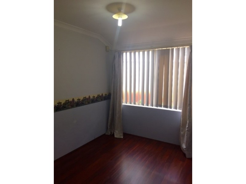 9 Carlsbad Court, Ballajura WA 6066