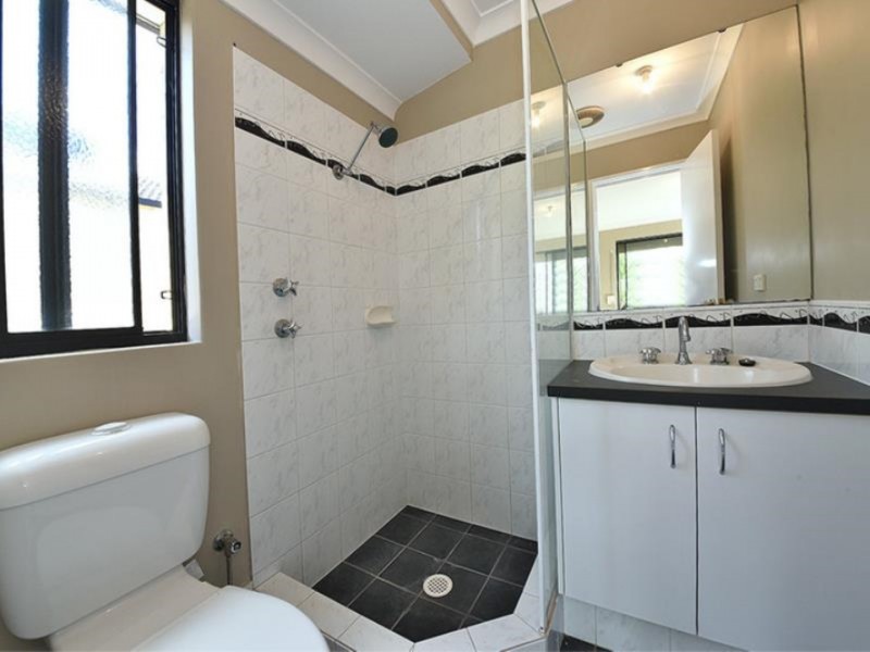 136 Dundebar Road, Wanneroo WA 6065