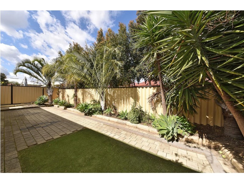 136 Dundebar Road, Wanneroo WA 6065