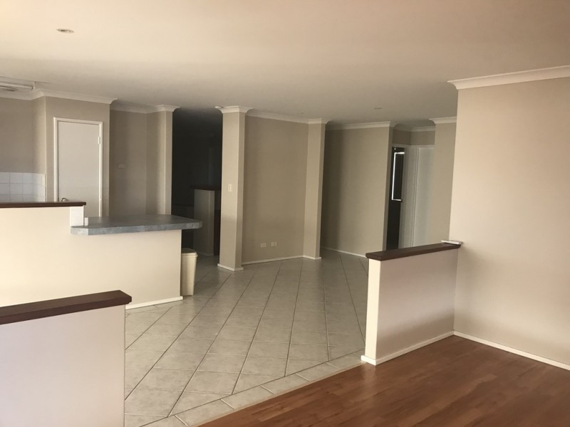 19 Breaksea Way, Ridgewood WA 6030