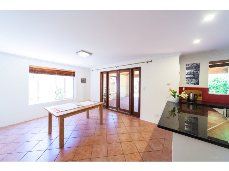 182 Scenic Drive, Wanneroo WA 6065