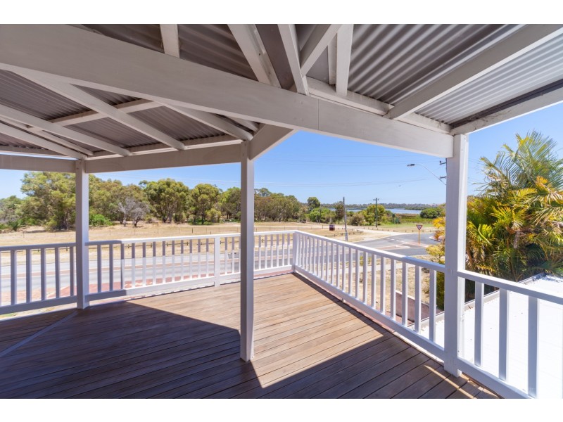 182 Scenic Drive, Wanneroo WA 6065