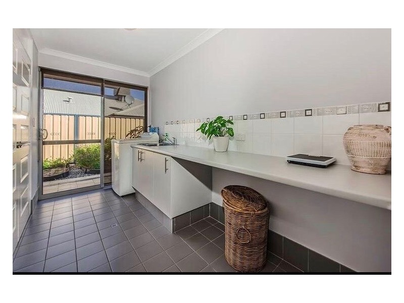 19 Jaeger Bend, Tapping WA 6065