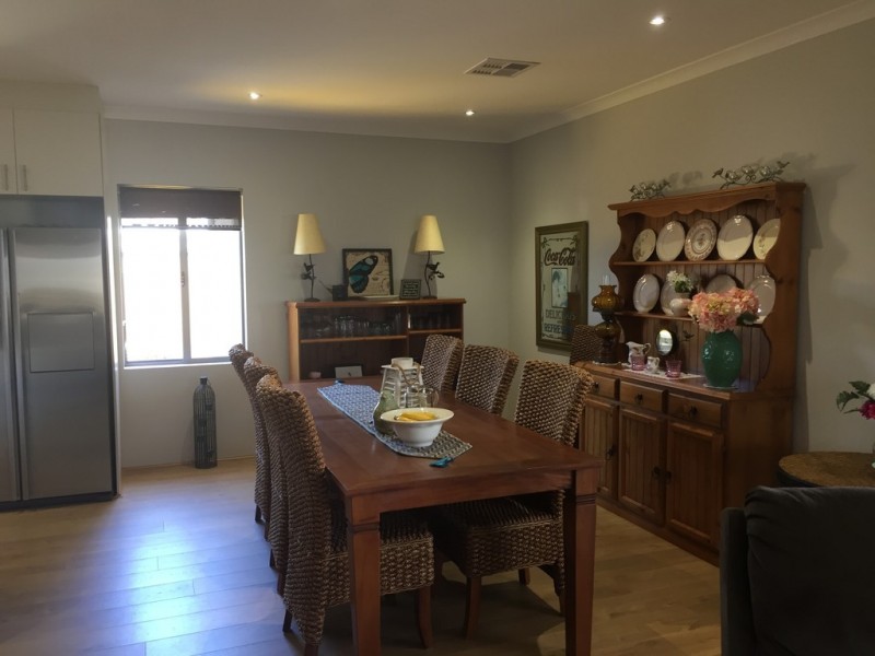 19 Jaeger Bend, Tapping WA 6065