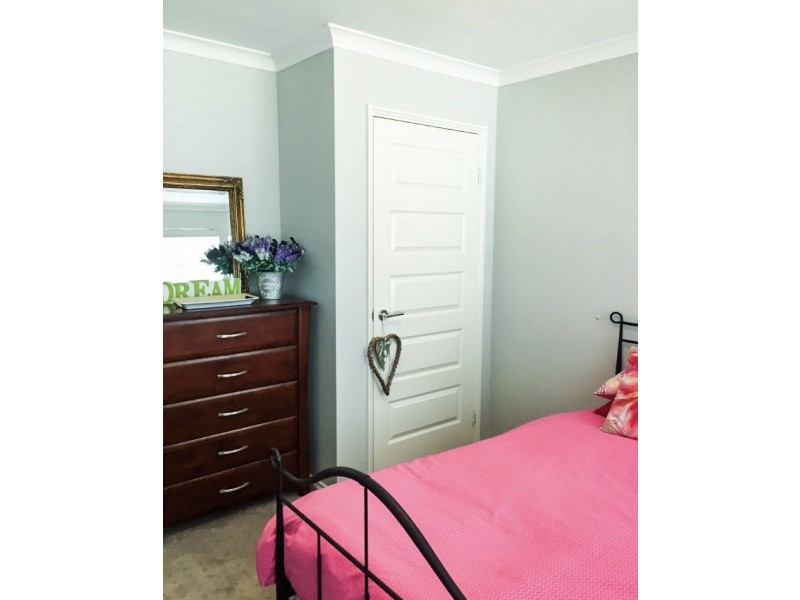 19 Jaeger Bend, Tapping WA 6065