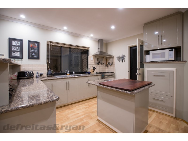 62 Abbotswood Drive, Landsdale WA 6065