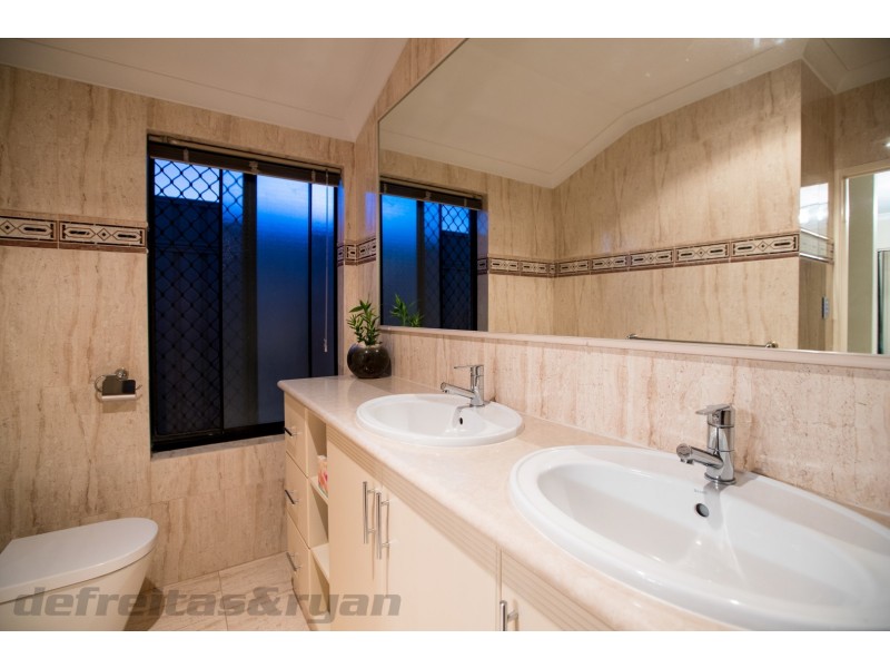 62 Abbotswood Drive, Landsdale WA 6065