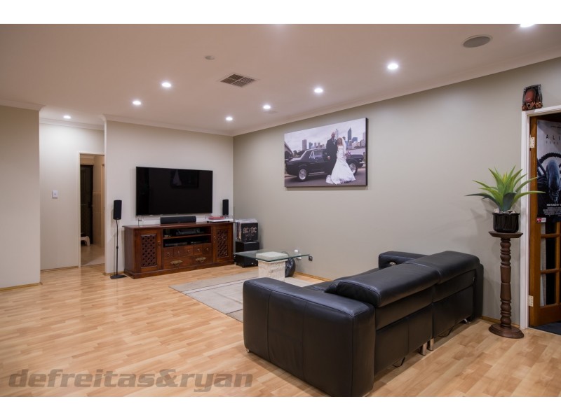 62 Abbotswood Drive, Landsdale WA 6065