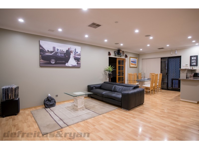 62 Abbotswood Drive, Landsdale WA 6065