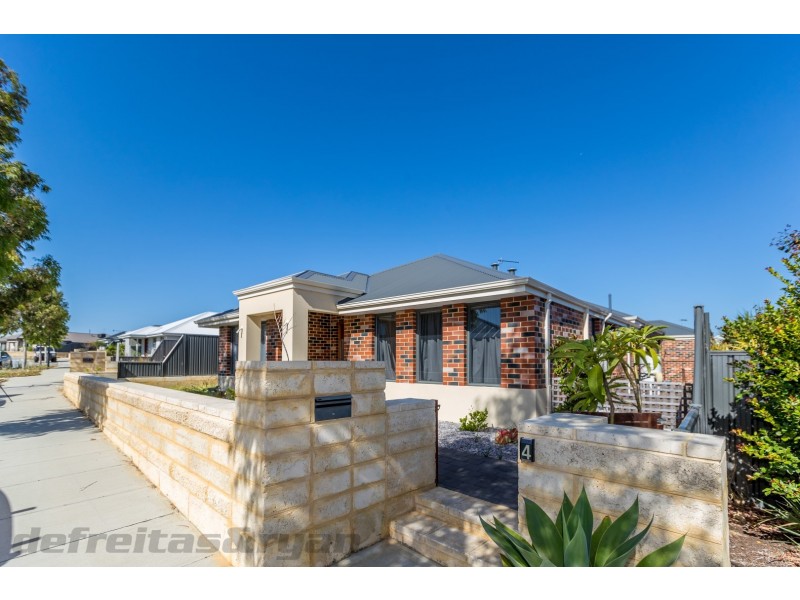 4 Artisan Road, Yanchep WA 6035