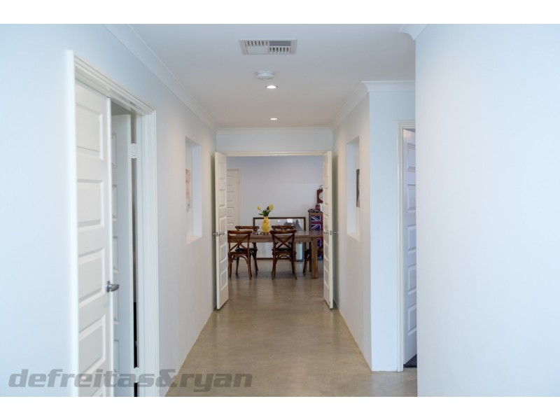 4 Artisan Road, Yanchep WA 6035