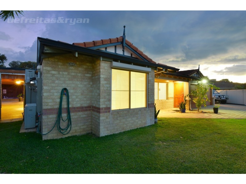 16 Lind Court, Quinns Rocks WA 6030