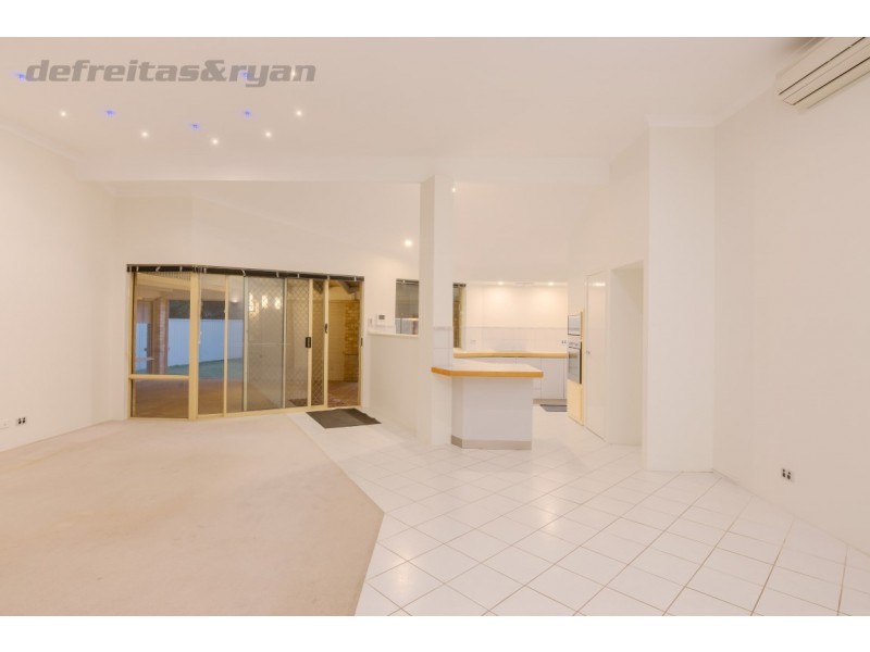 16 Lind Court, Quinns Rocks WA 6030