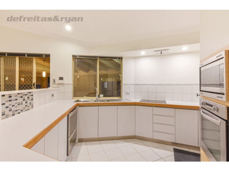 16 Lind Court, Quinns Rocks WA 6030