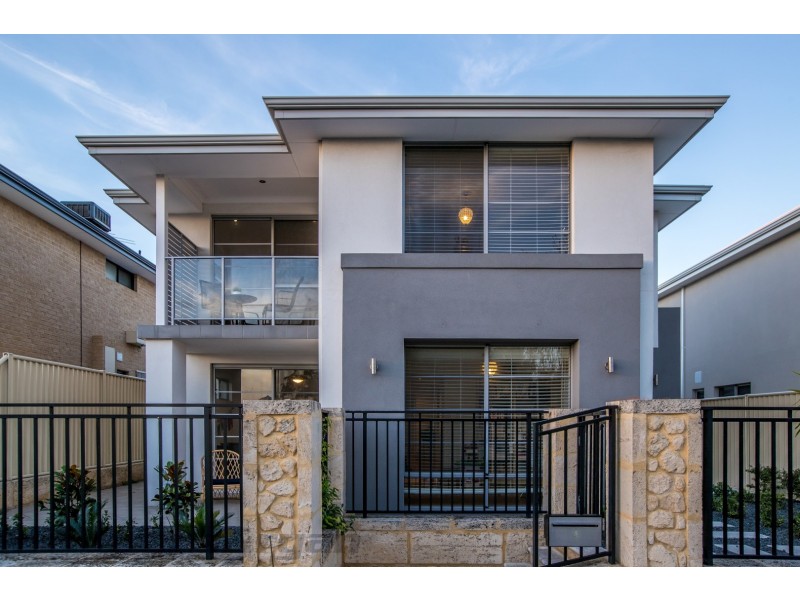 4 Bengello Place, Burns Beach WA 6028