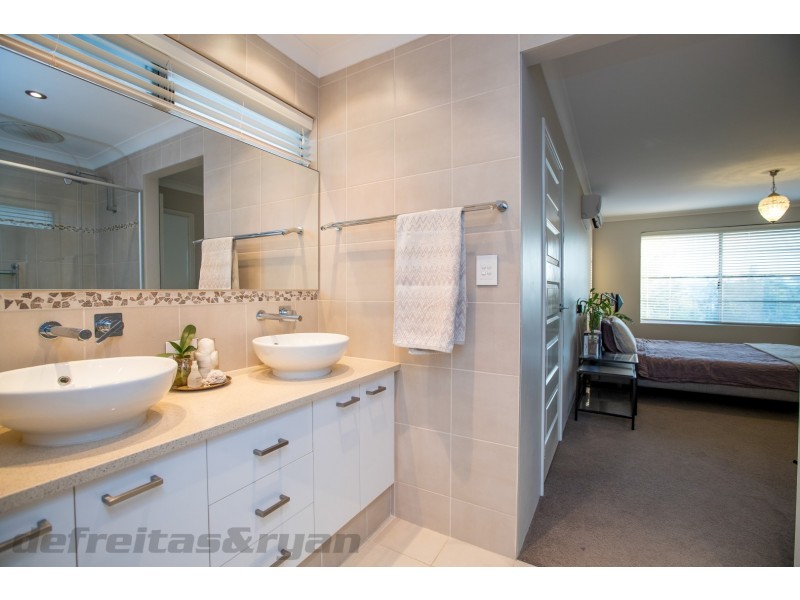 4 Bengello Place, Burns Beach WA 6028