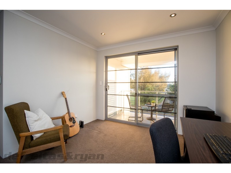 4 Bengello Place, Burns Beach WA 6028