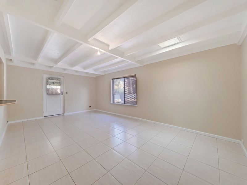 132A Arkana Road, Westminster WA 6061