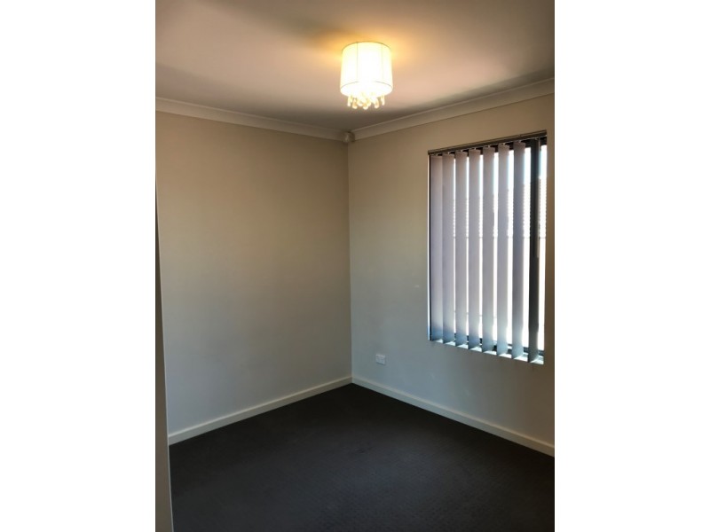 5B Findon Crescent, Westminster WA 6061