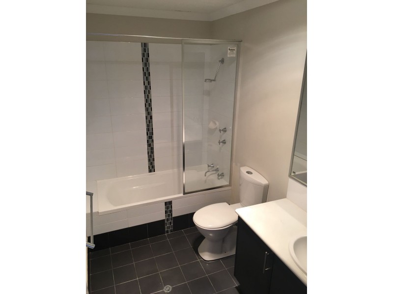 5B Findon Crescent, Westminster WA 6061