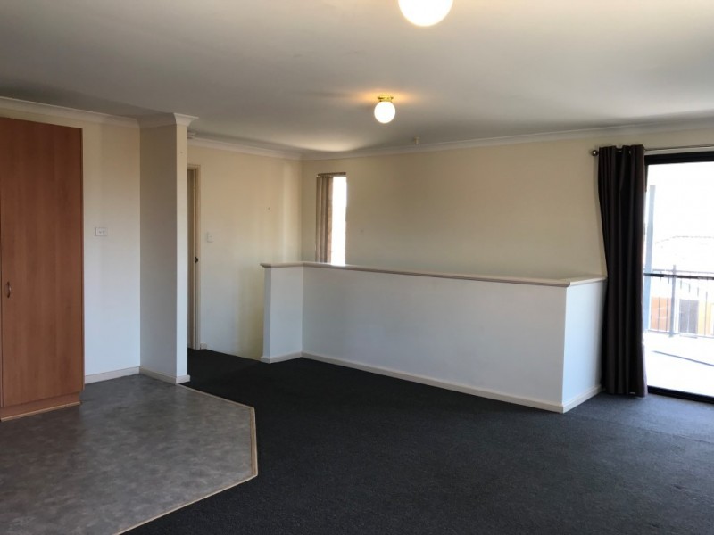 23 / 11 Elvire Street, Viveash WA 6056