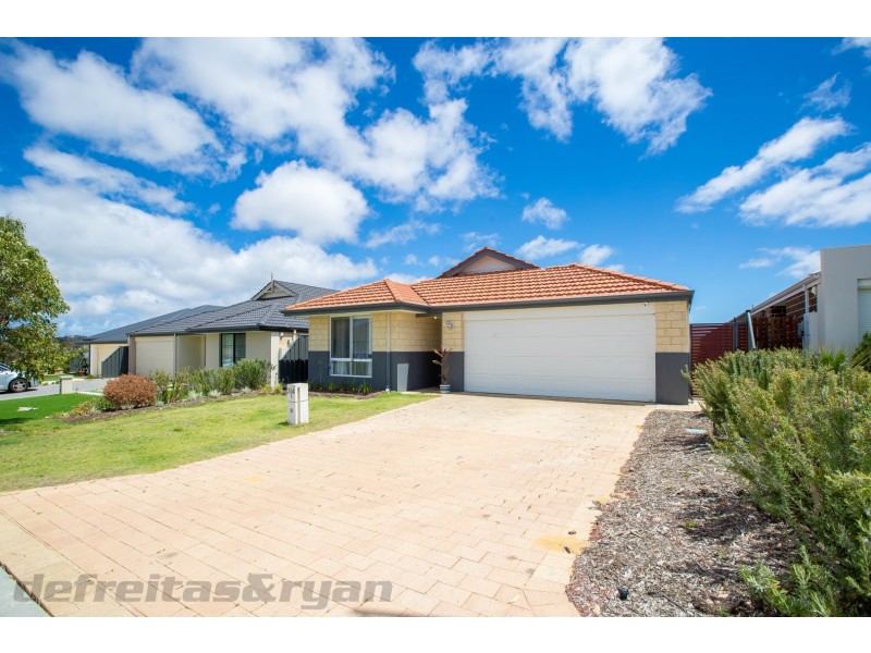 34 Leschenault Loop, Banksia Grove WA 6031