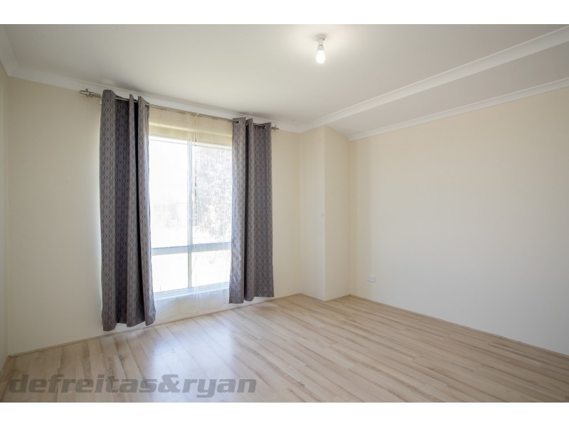 34 Leschenault Loop, Banksia Grove WA 6031