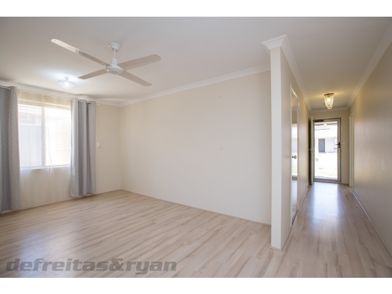 34 Leschenault Loop, Banksia Grove WA 6031