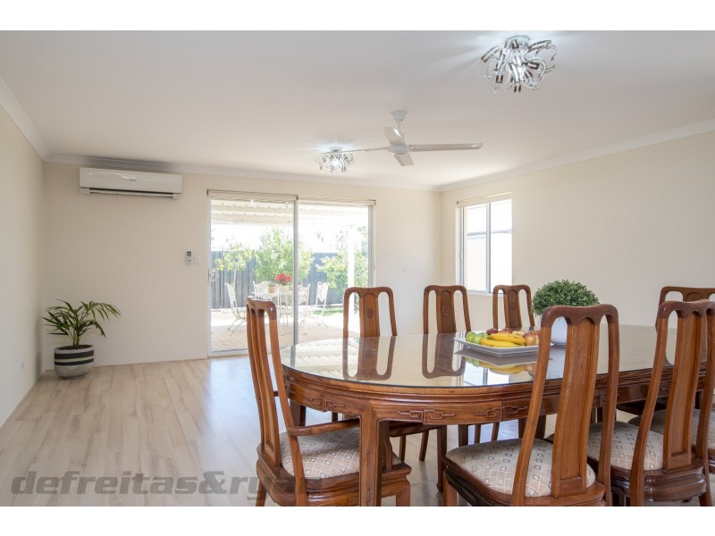 34 Leschenault Loop, Banksia Grove WA 6031