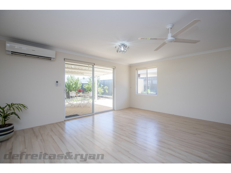 34 Leschenault Loop, Banksia Grove WA 6031