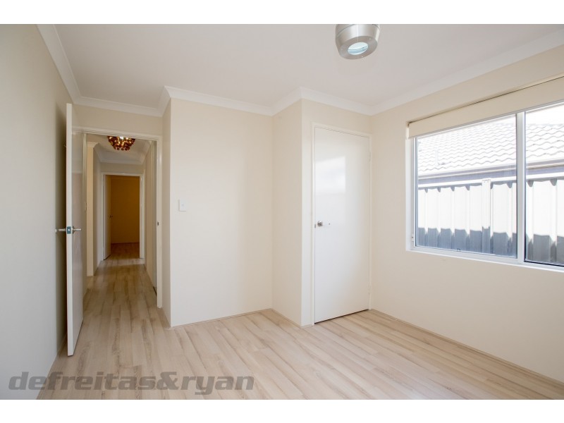 34 Leschenault Loop, Banksia Grove WA 6031