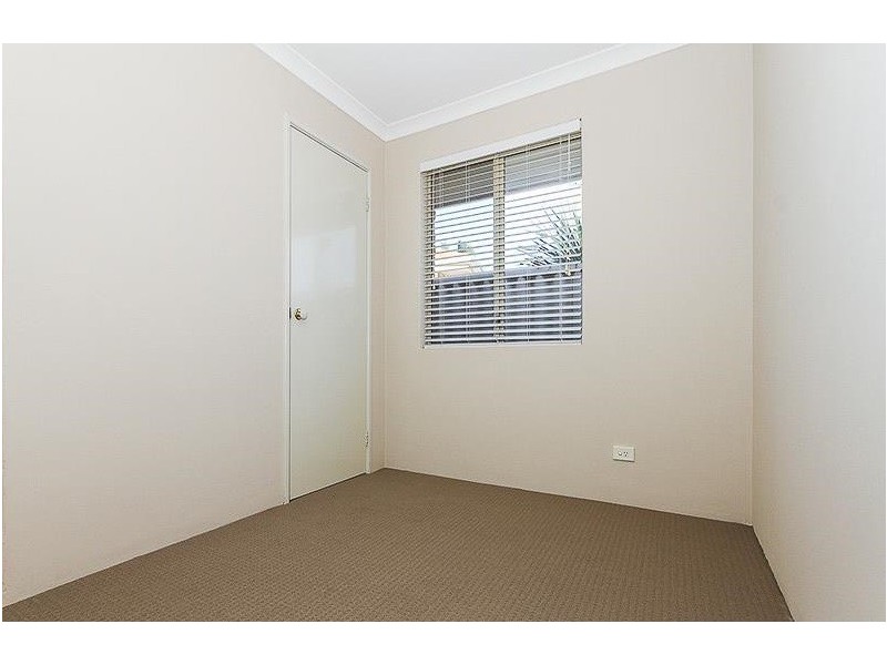 8a Earl Court, Merriwa WA 6030