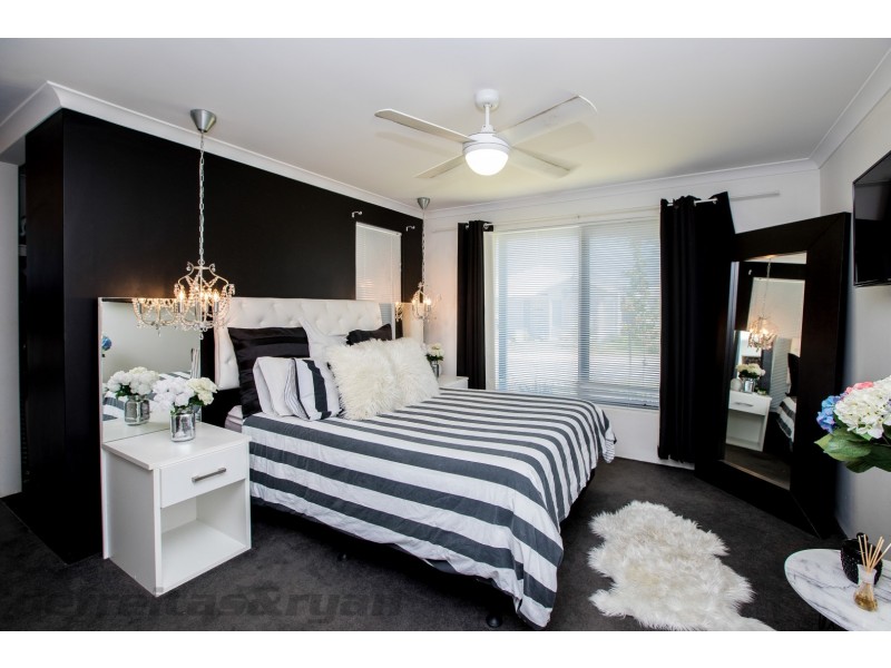 5 Semerwater Crescent, Aveley WA 6069