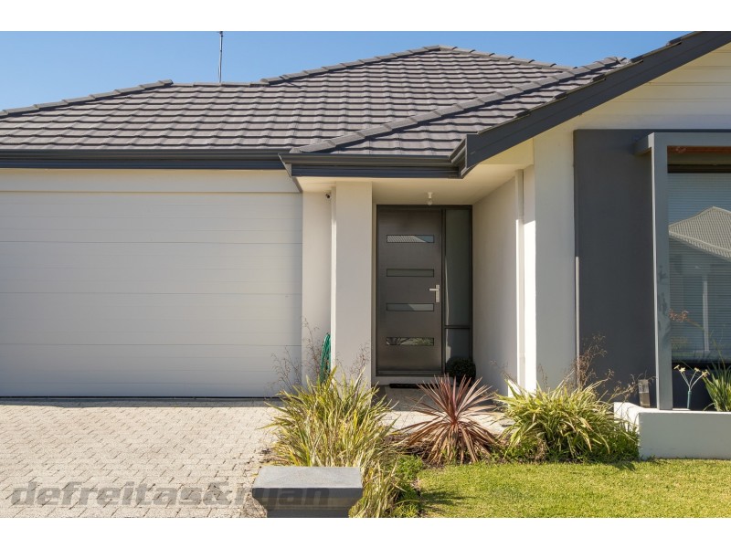 5 Semerwater Crescent, Aveley WA 6069