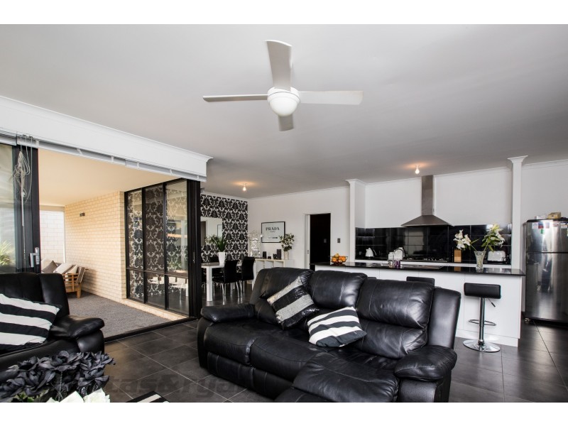 5 Semerwater Crescent, Aveley WA 6069