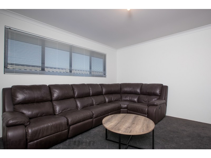 5 Semerwater Crescent, Aveley WA 6069