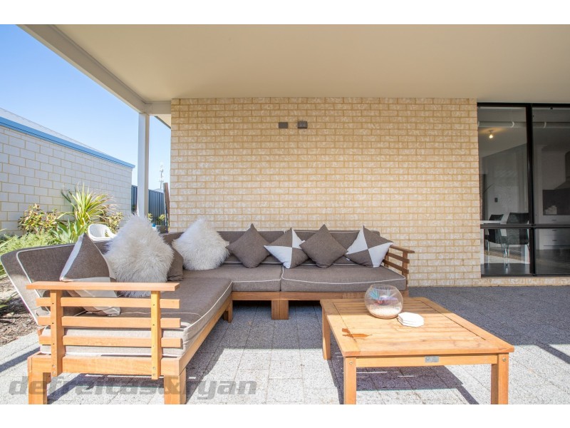 5 Semerwater Crescent, Aveley WA 6069