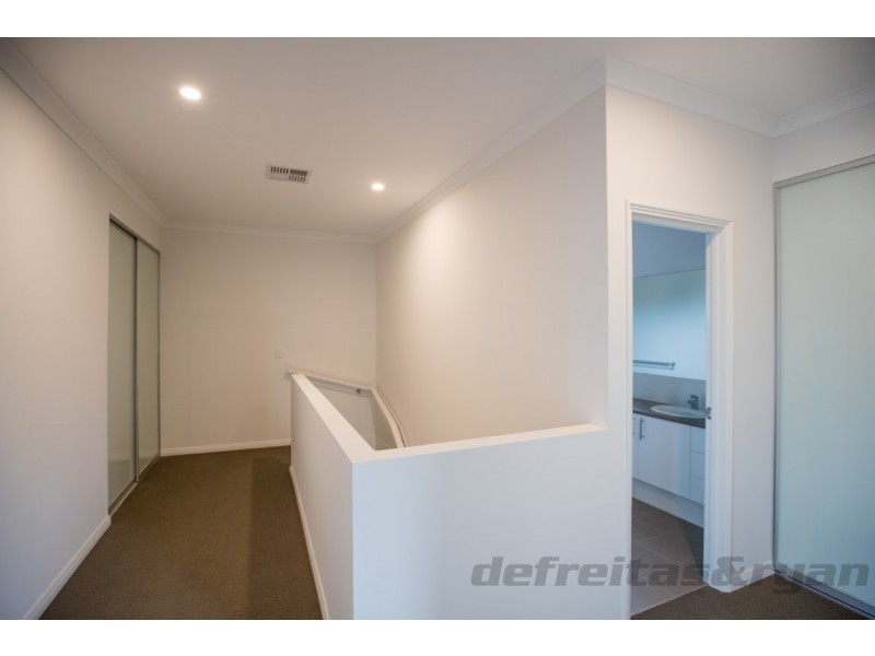 24 Emily Loop, Madeley WA 6065