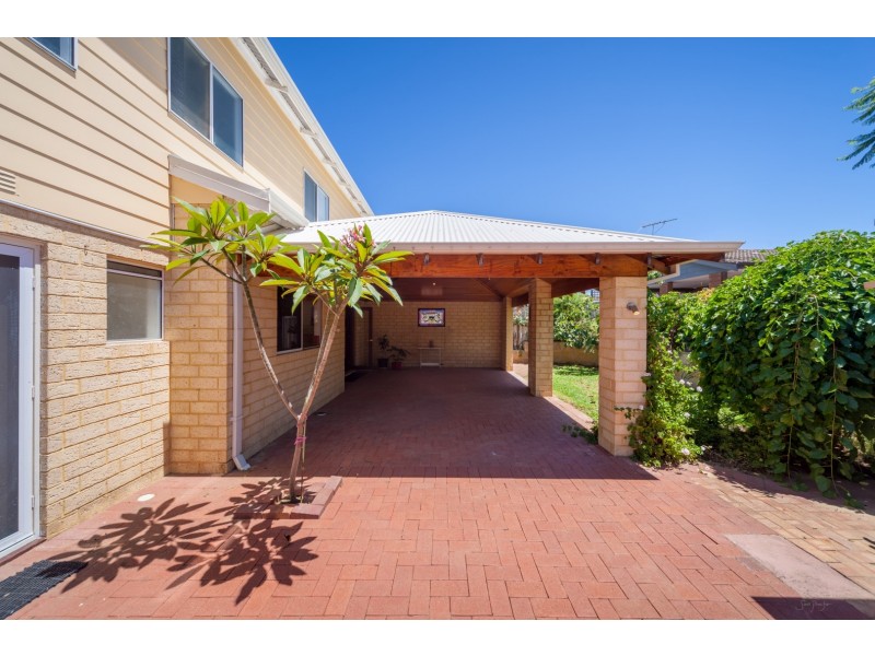 182 Scenic Drive, Wanneroo WA 6065